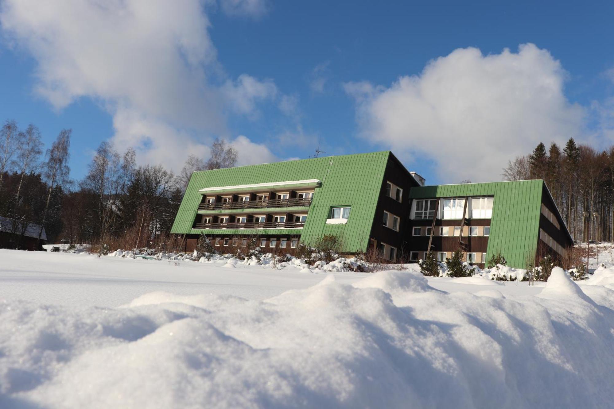 Hotel Albert - Retro Paseky nad Jizerou Exteriör bild