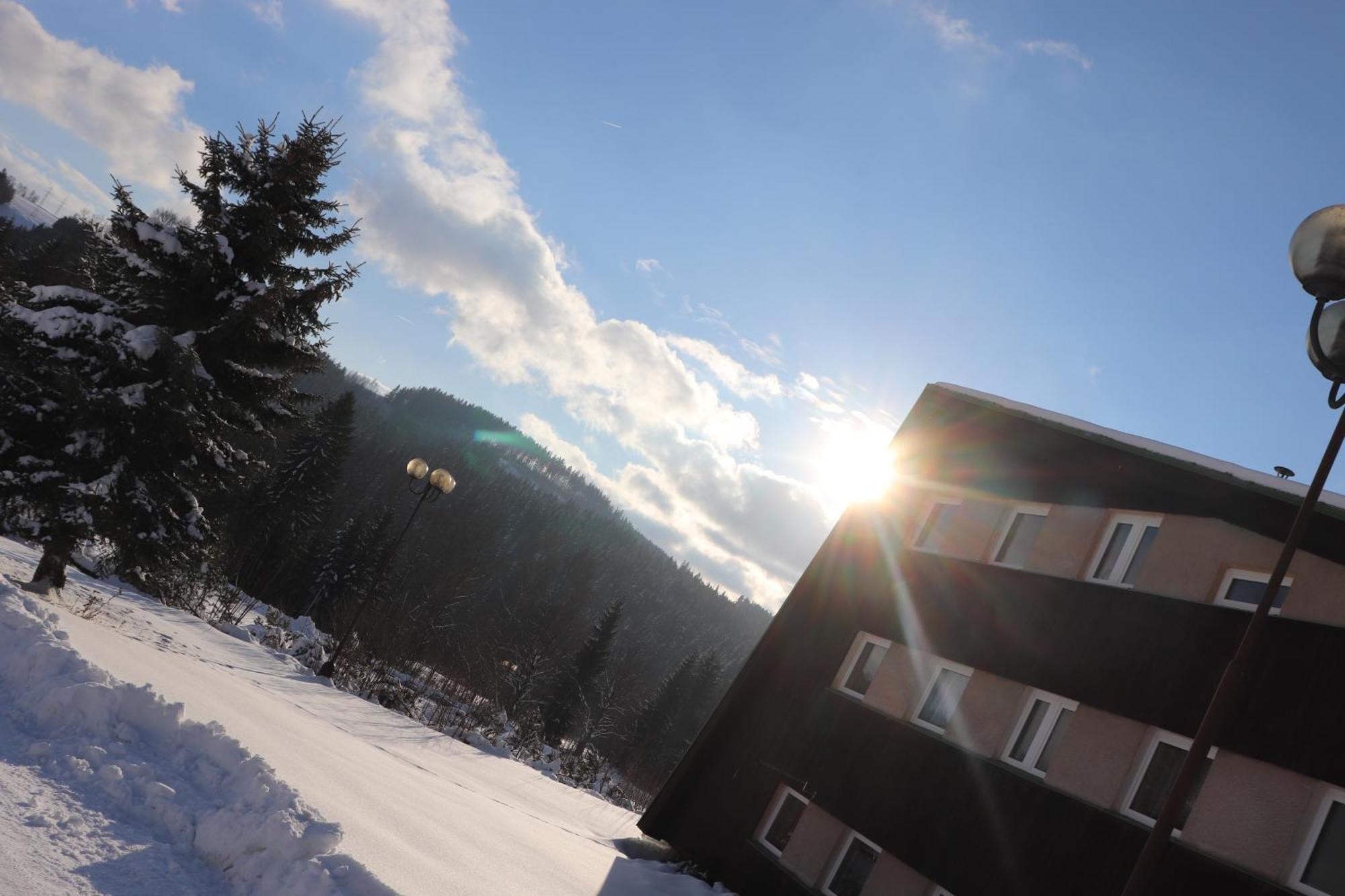 Hotel Albert - Retro Paseky nad Jizerou Exteriör bild