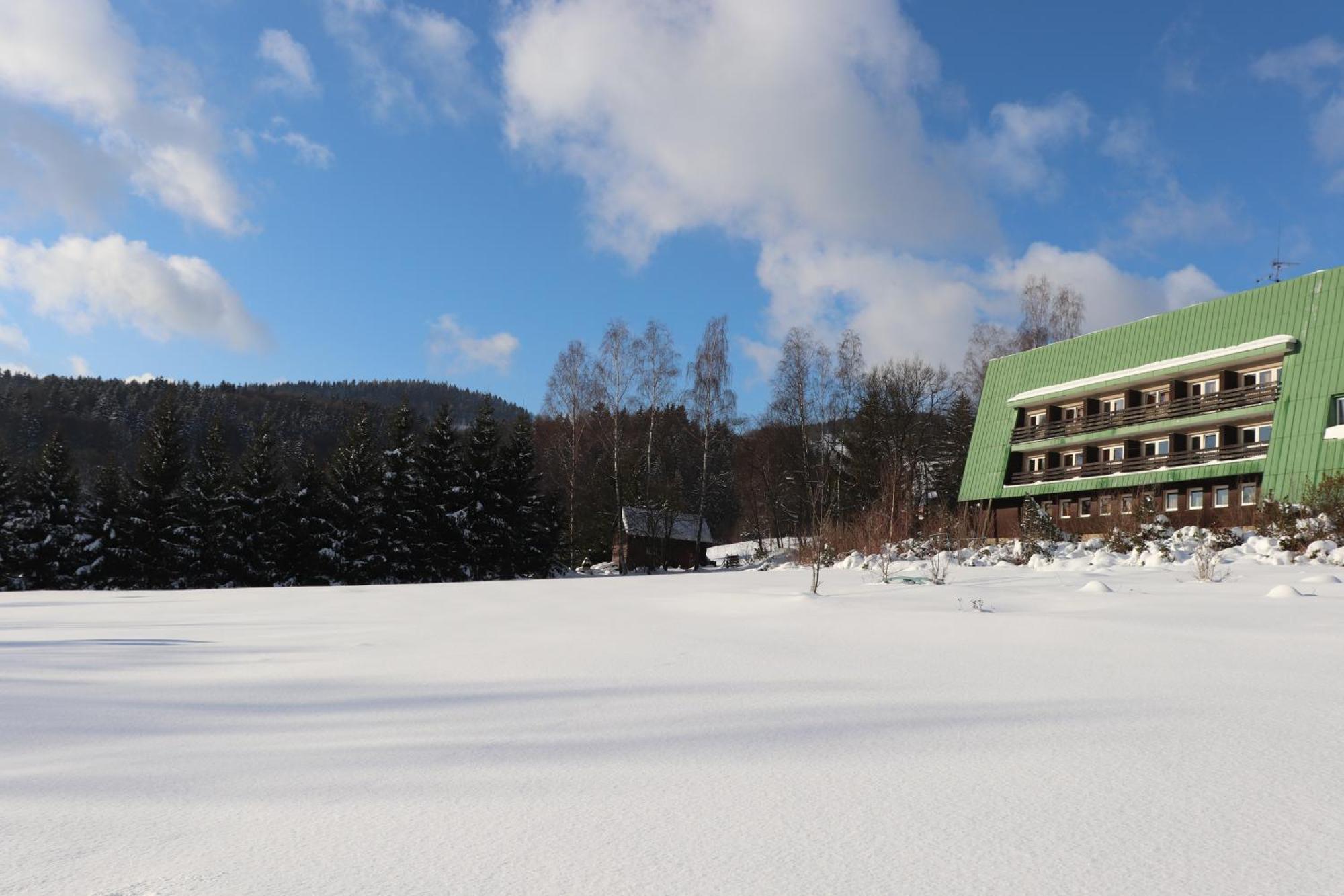 Hotel Albert - Retro Paseky nad Jizerou Exteriör bild